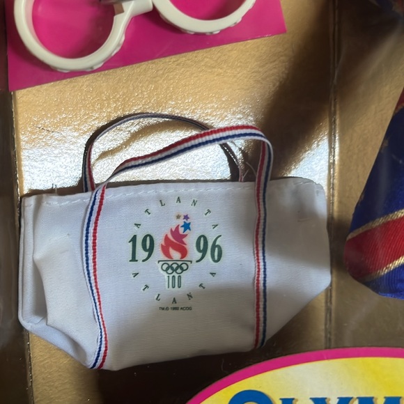 1996 Atlanta Olympic Gymnast Barbie - Picture 10 of 12